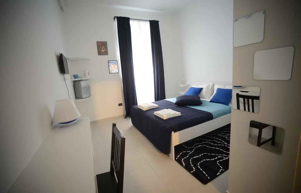 Casa Petrarca Bed & Breakfast Turin Phòng bức ảnh