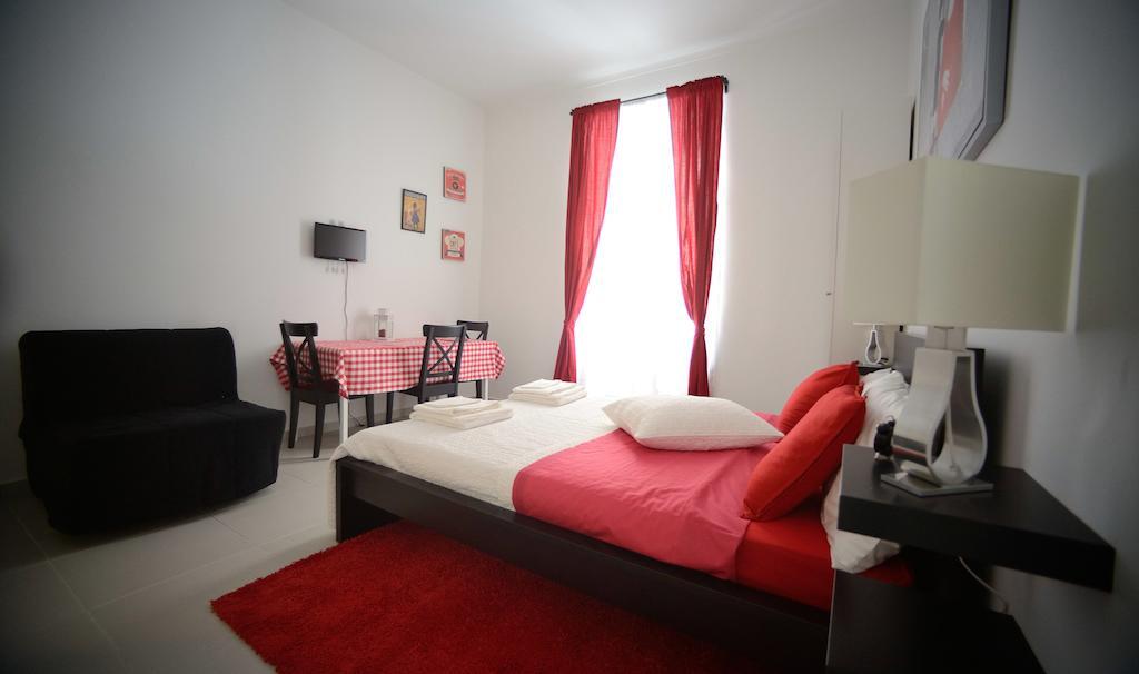Casa Petrarca Bed & Breakfast Turin Phòng bức ảnh